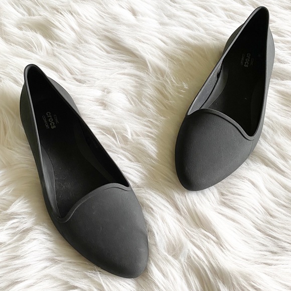 Crocs pointed toe flats Clearance